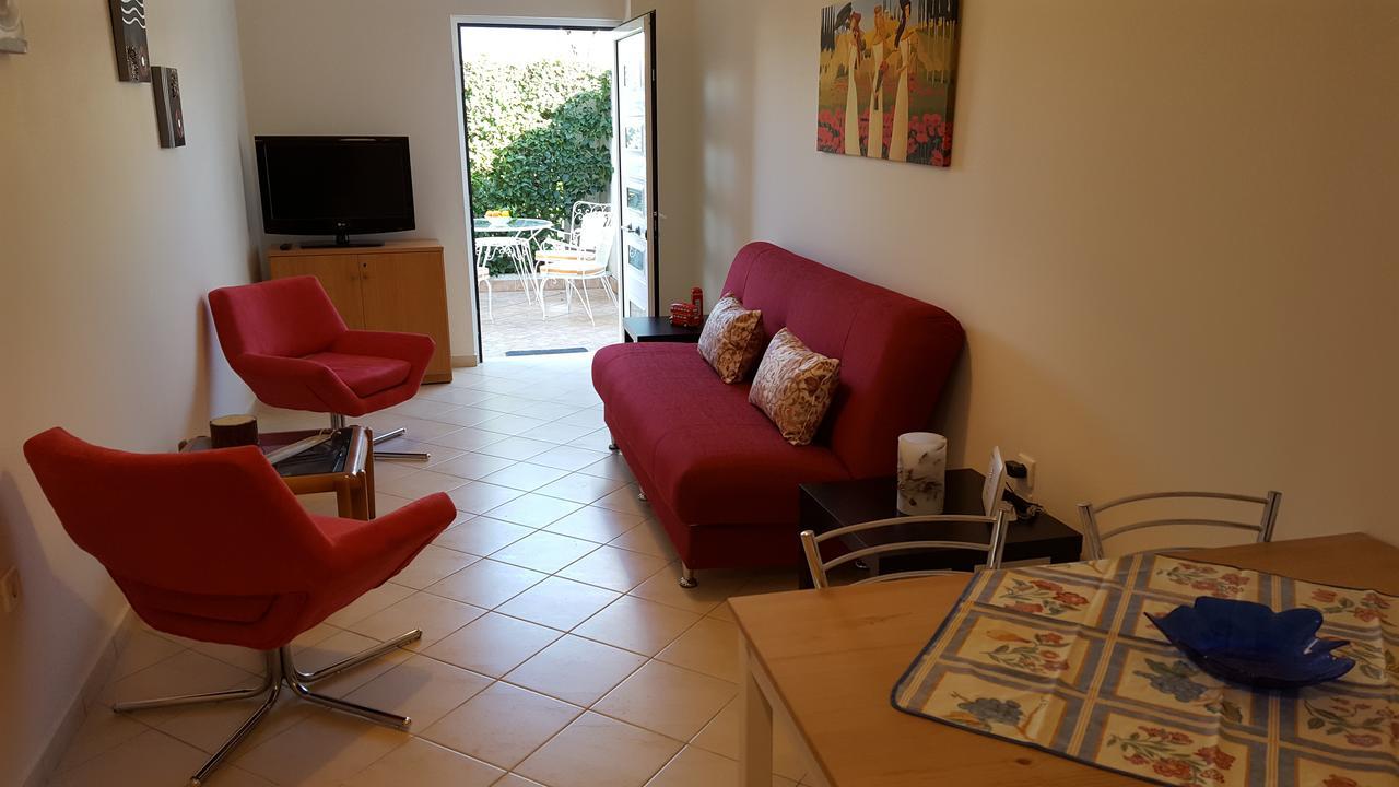 Appartement Patras Palm Tree Extérieur photo