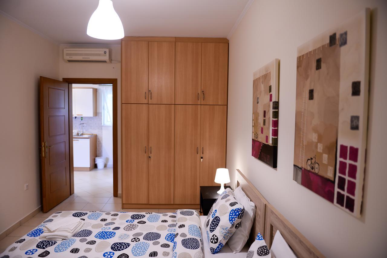 Appartement Patras Palm Tree Extérieur photo