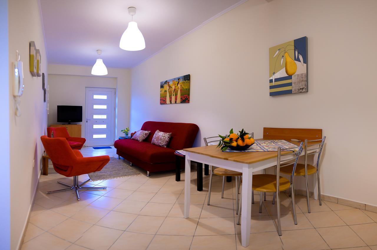 Appartement Patras Palm Tree Extérieur photo